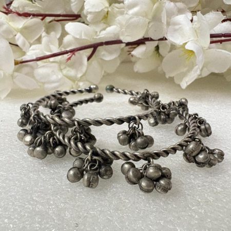 Silver ghungroo flexible bangles