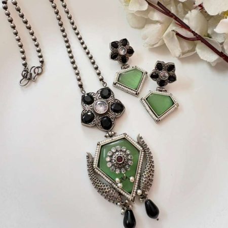 Stone Long Necklace With Earring