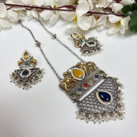 Long Stone Necklace Set