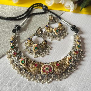 Dual-Tone Kundan Hansli Set