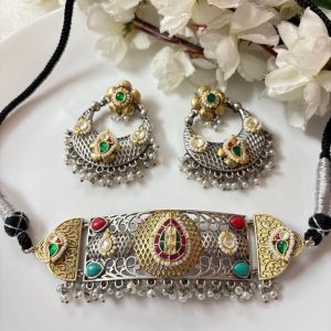 Dual-Tone Kundan Fusion Choker Set