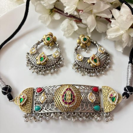 Dual-Tone Kundan Fusion Choker Set