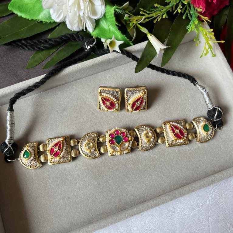 Dual-Tone Kundan Choker Set