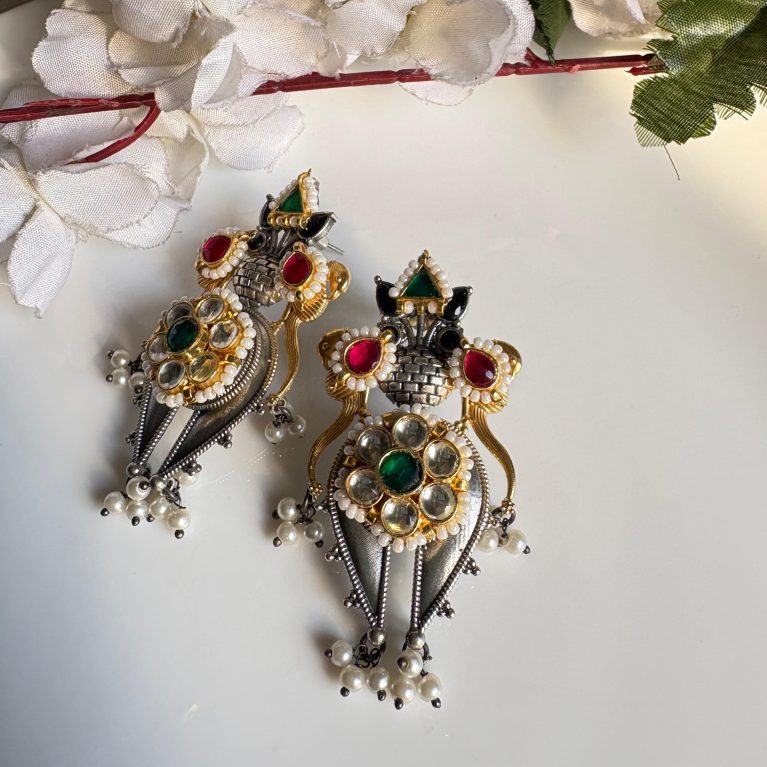 Dual-Tone Kundan Earring