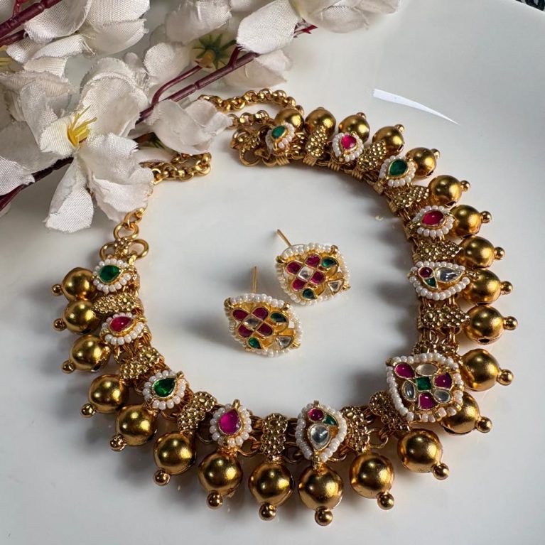 Gold Matt Kundan Choker Set