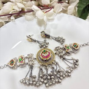 Dual-Tone Kundan Fusion Choker Set