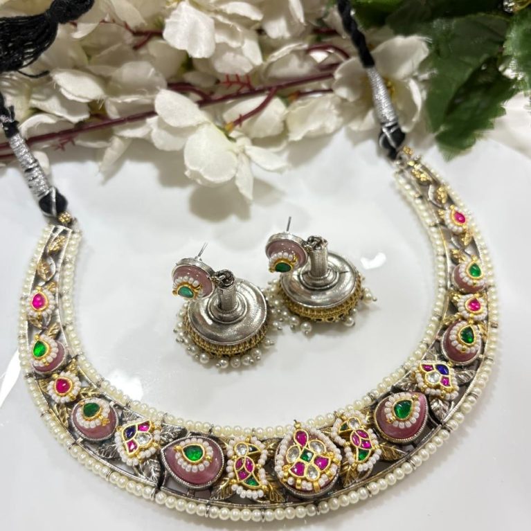 Dual-Tone Hasli Necklace Set