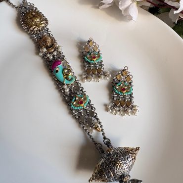 Dual-Tone Longtie Necklace Set